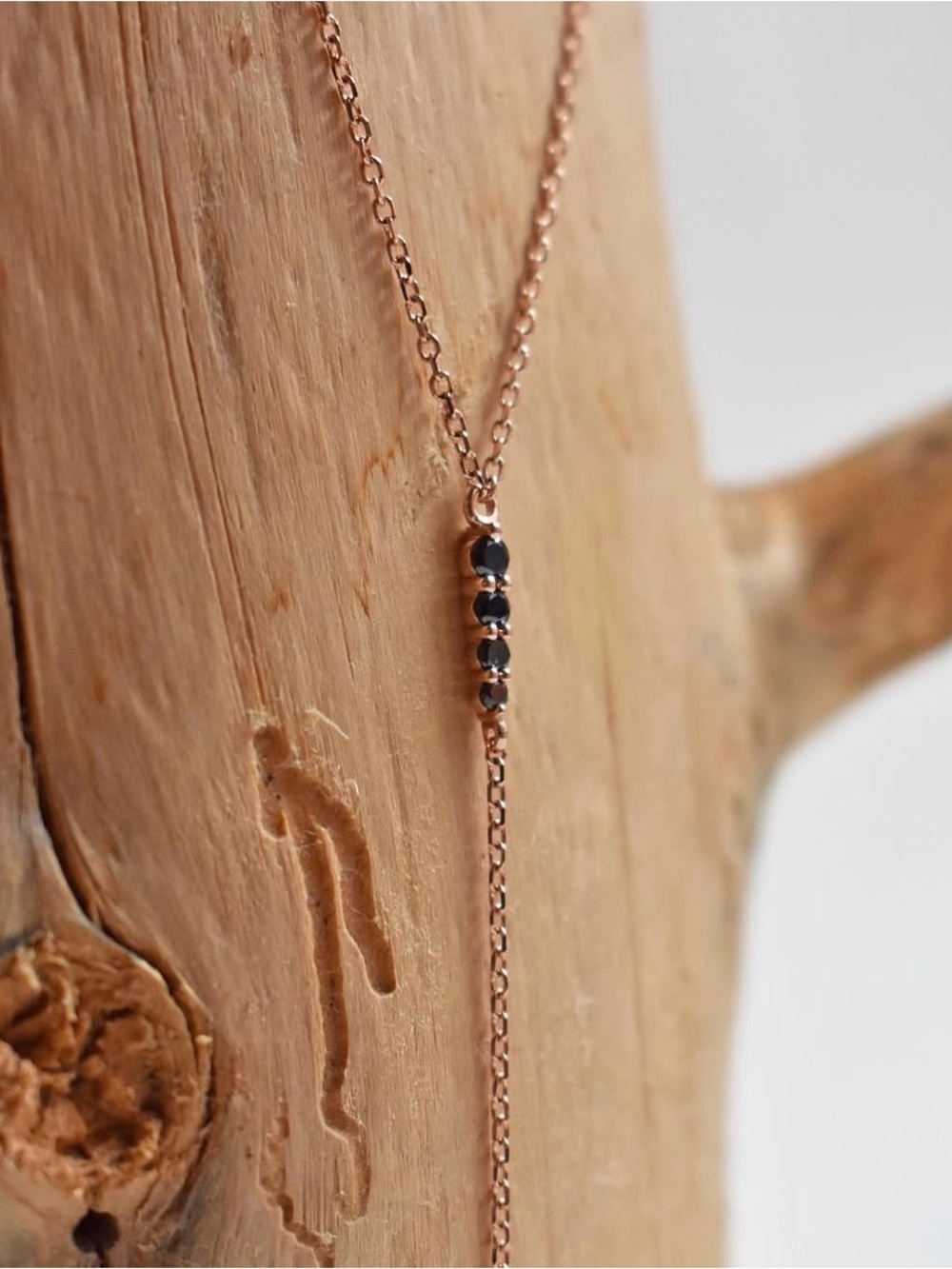 Anna Sheffield Pointe y necklace - 14k gold & black diamonds - yellow gold